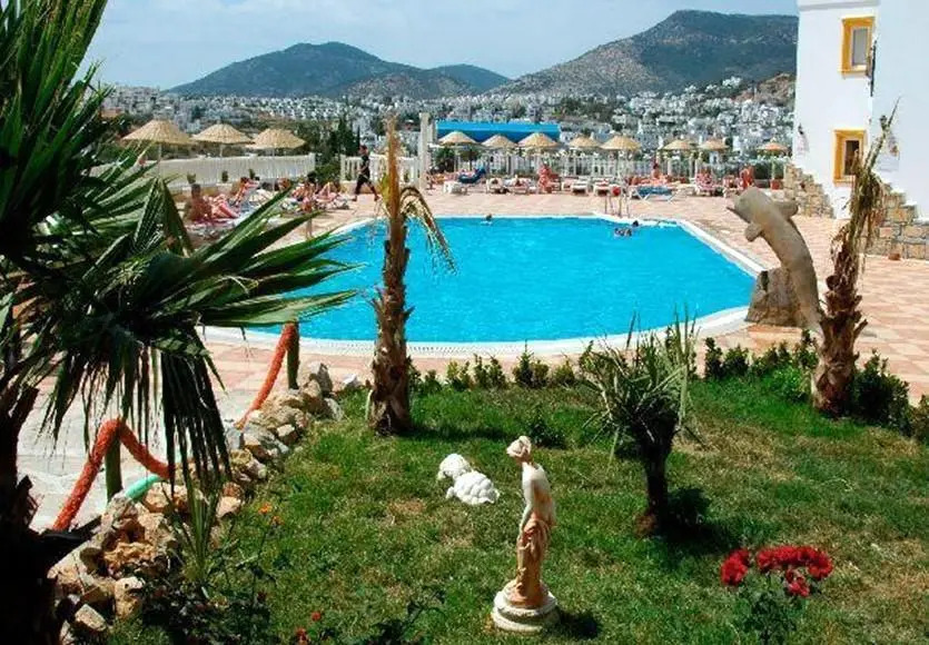 Club Bozok Apartments