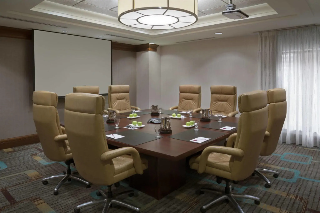 Residence Inn by Marriott Toronto Downtown / Entertainment District