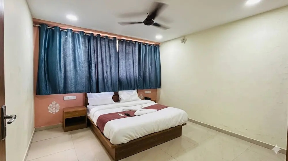 Hotel Sun Stay Ahmedabad