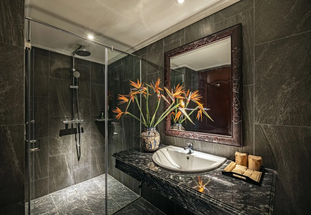 Amanaki Saigon Boutique Hotel