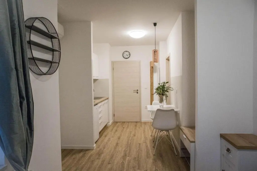 Jantar Apartmaji