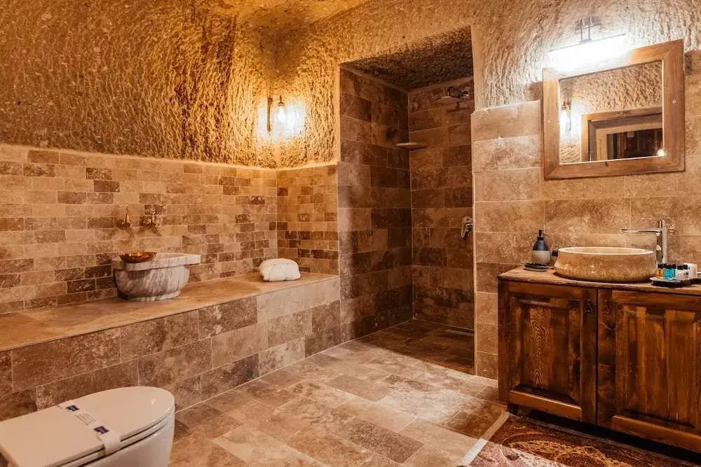Bayar Cave Suites Special Class