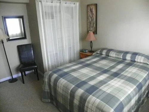 Lakeview Motel & Cottage