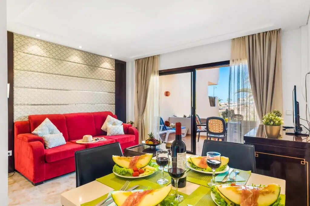 241 Royal Park Albatros con TERRAZA