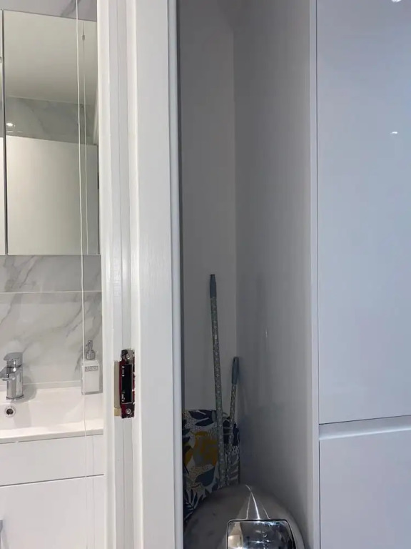 Fresh and Modern 2 Bed Flat Birmingham