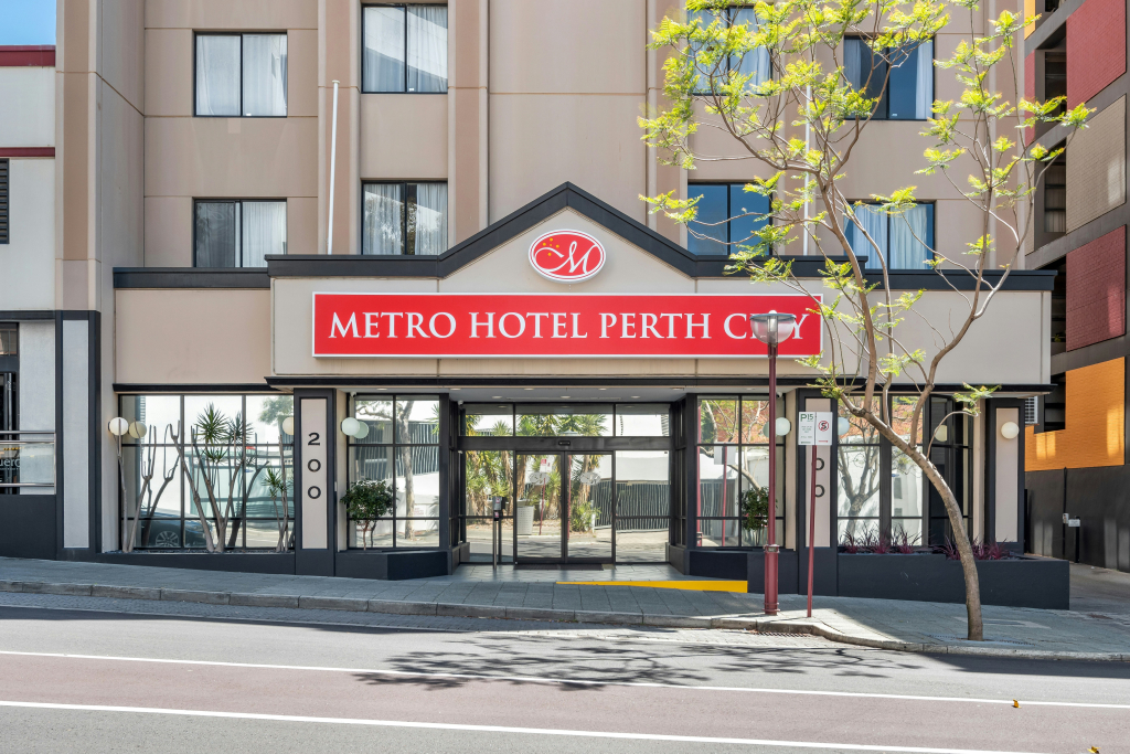 Metro Hotel Perth City