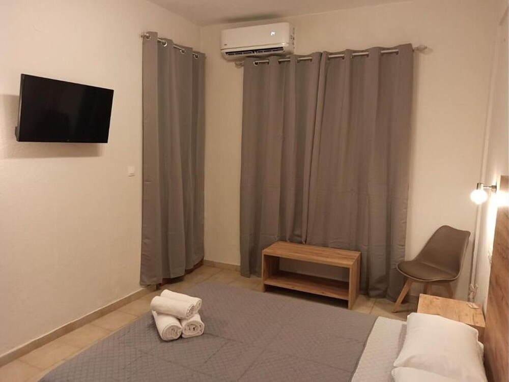 Summer Desire - One Bedroom Apartment With Sea View