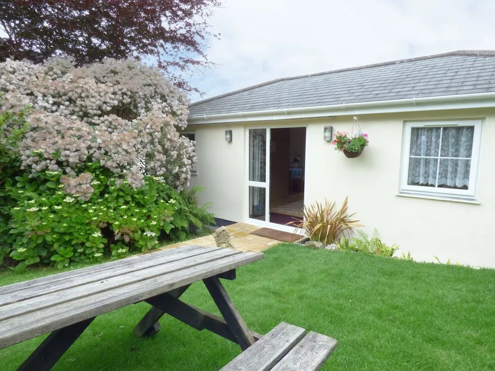 Hunters Lodge