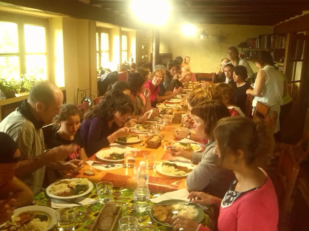 La Perezosa & Yoga Hostel
