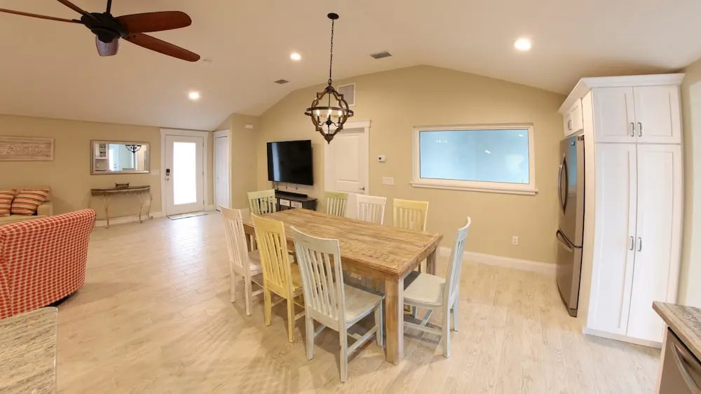 AMI Beach Home Apartment 4