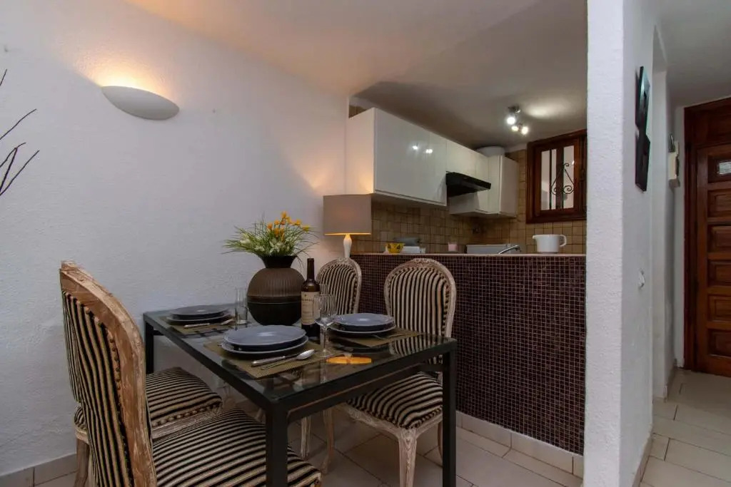 Parque Santiago I 140 - Two Bed on ground floor with wifi internet