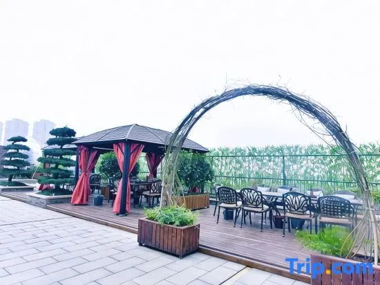 Chengdu Huading Xinsheng Hotel