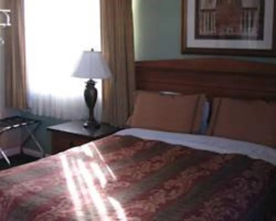Gateway Lodge
