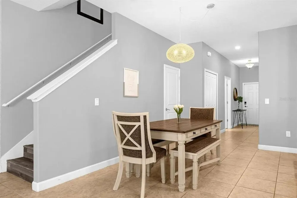 Stunning 5Bd Close to Disney at Storey Lake 3199