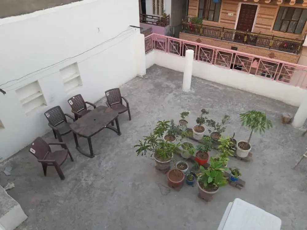 My HomeStay Jaipur SONI 2700