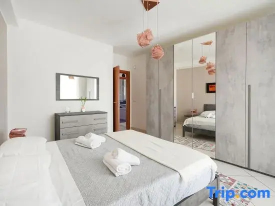 Mistral Suite Apartment - free private car park