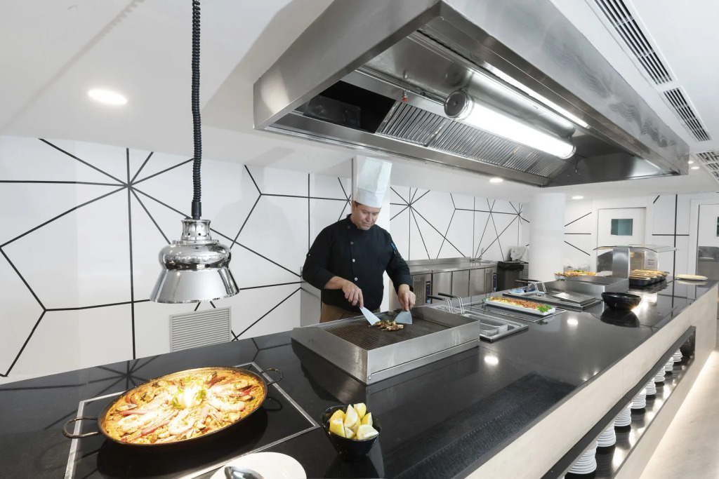 Palmanova Suites by TRH
