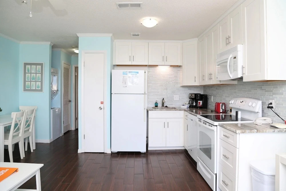 Lagoon Landing 303 1 Bedroom Condo