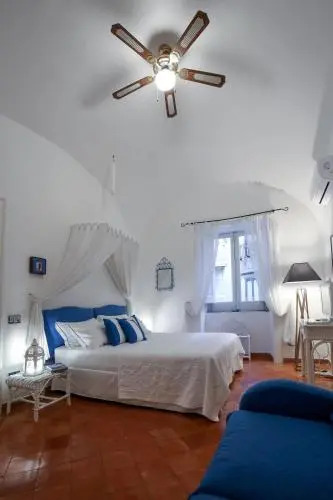 Vicolo 23 1 Minutes to Beach and Square Atrani