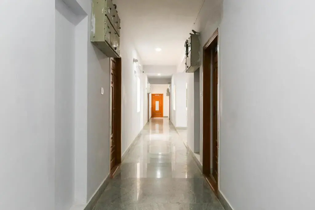 OYO 62861 Shriram Residency