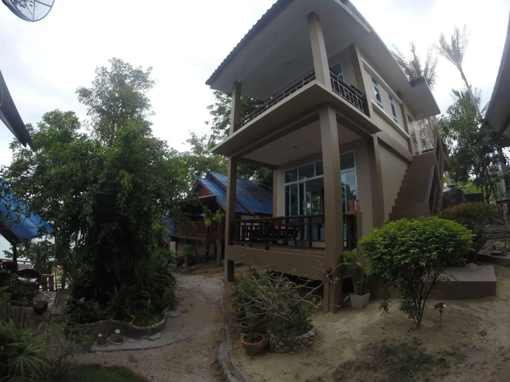 Moon Beach Resort
