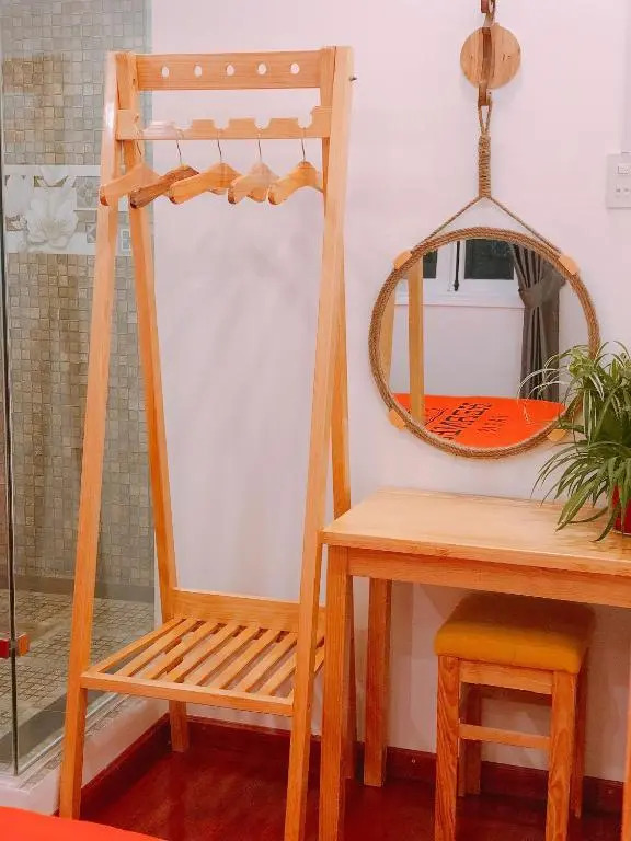 Suri’s Apartment - Suri’s House 2