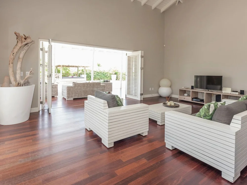Beautiful Villa With Private Pool Within Walking Distance of Jan Thiel Beach on Curacao