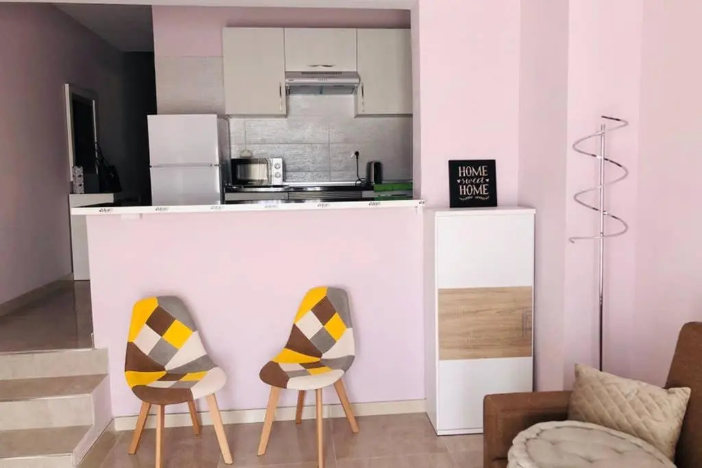Stylish and private 1 bed apartment in San Eugenio