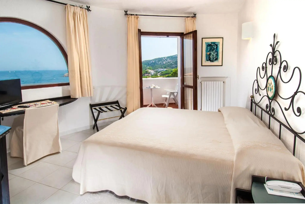 Hotel Punta Est