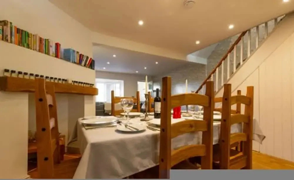 Host Stay St Joseph s Cottage