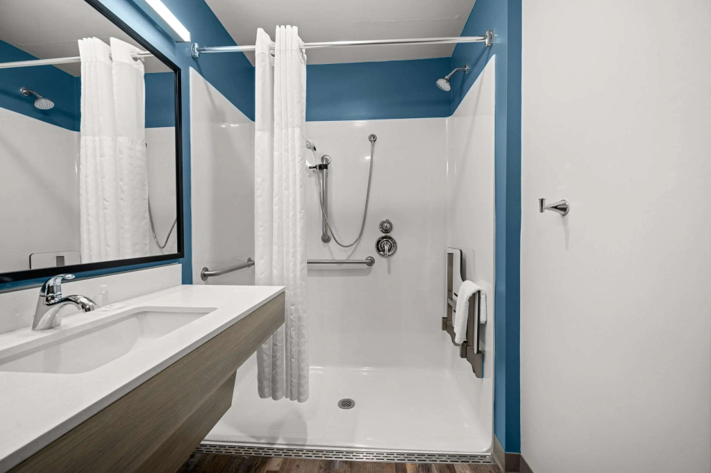 WoodSpring Suites Dearborn Detroit