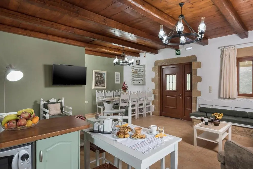 Villa Gianna by PosarelliVillas