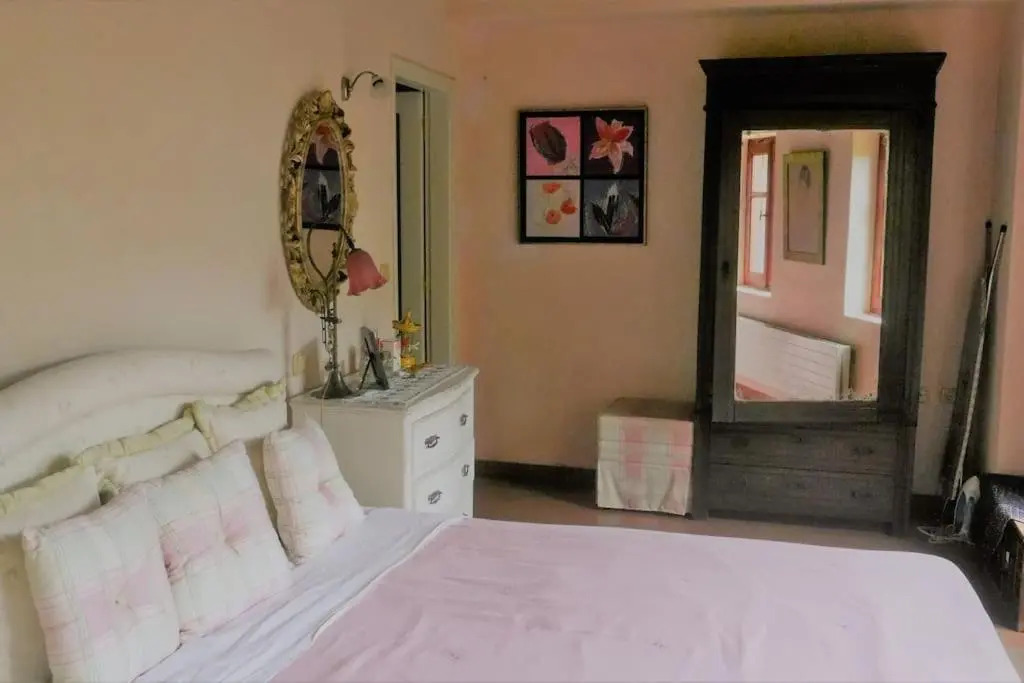 Wonderful 4 Bedroom Villa & separate guest house Villa Thalia