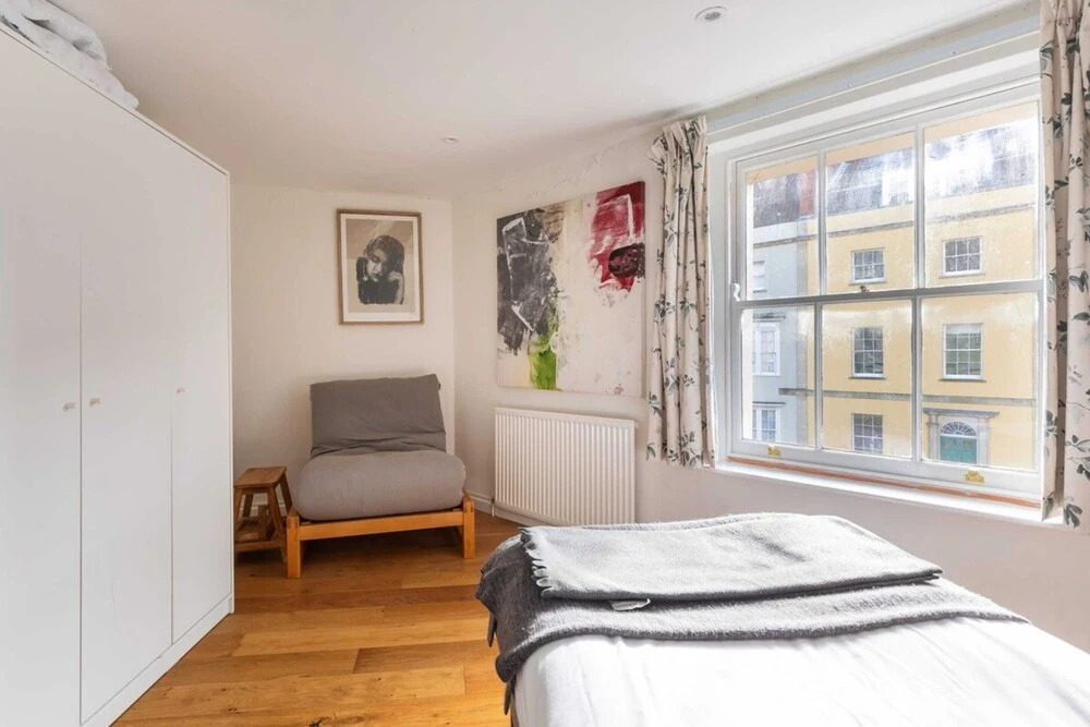 Bright & Quirky 3BD Home - Wellington Terrace!