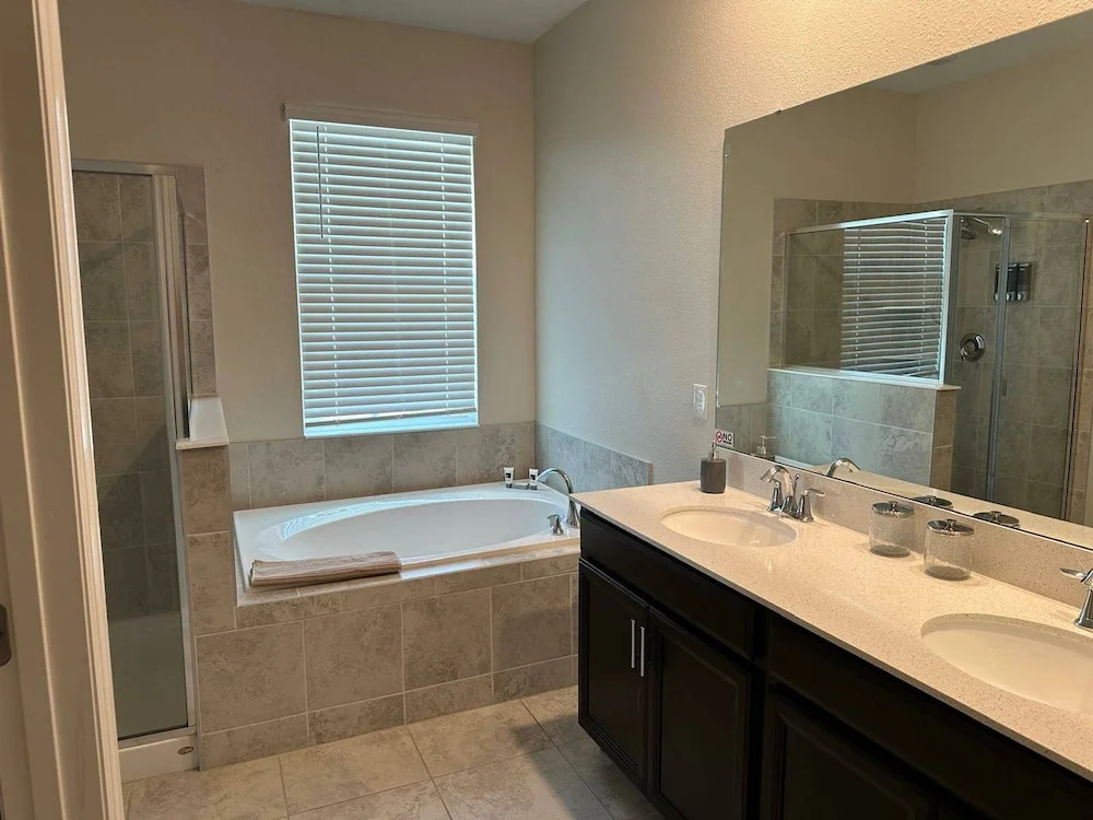 Fabulous 3 Bedroom With Game Room