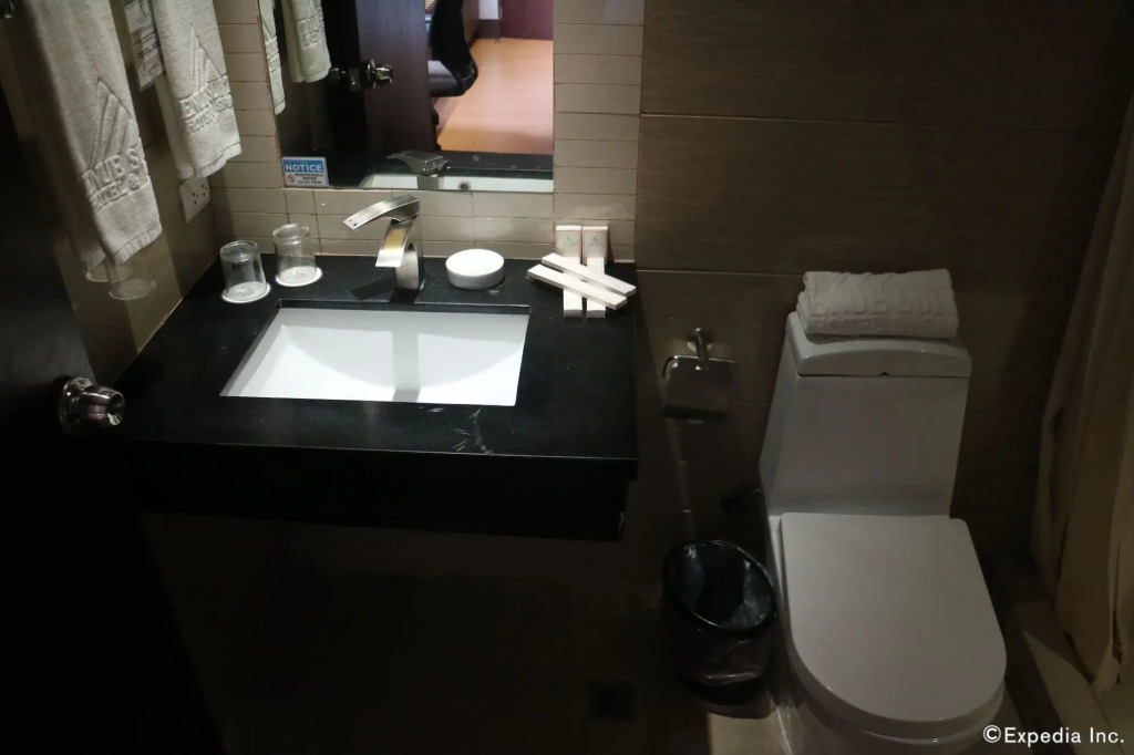 Avenue Suites Hotel