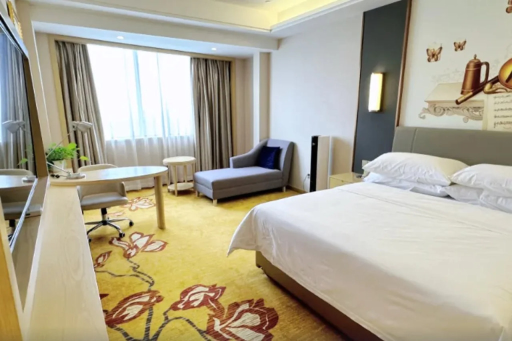 Vienna International Hotel (Pinghu Zhangjiang Science and Technology Park)