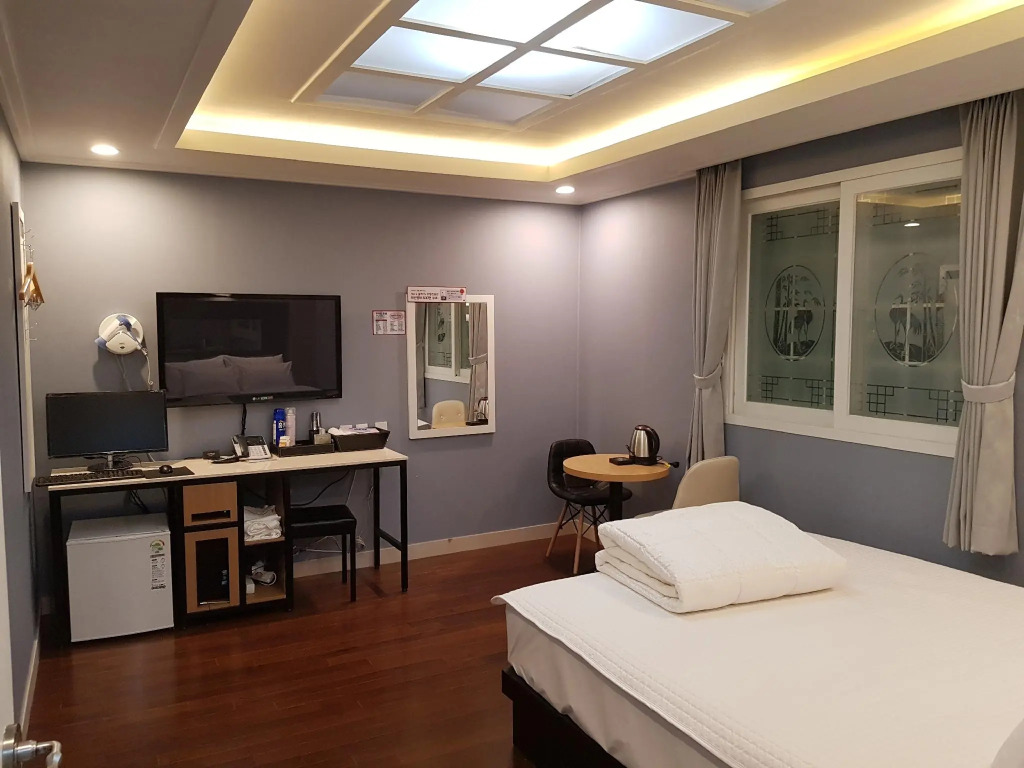 HITE Hotel