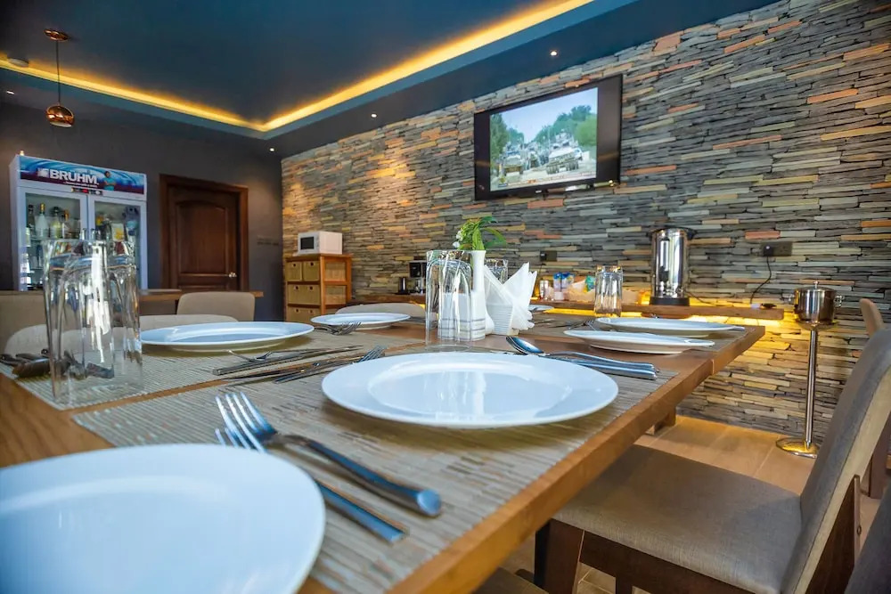 Villandro Residence