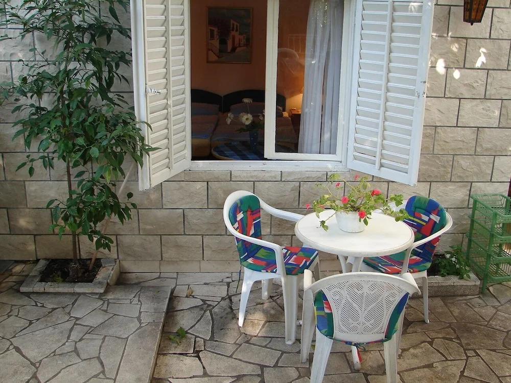 Petra - Apartments With Parking - SA1