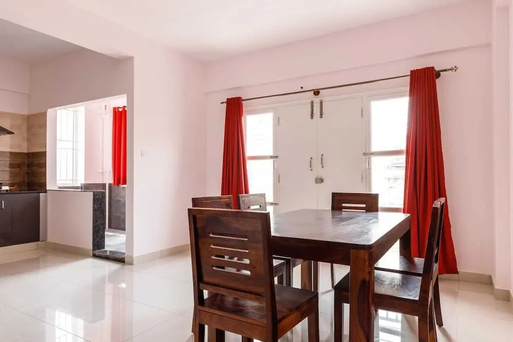 Pinnacle Serviced Apartments