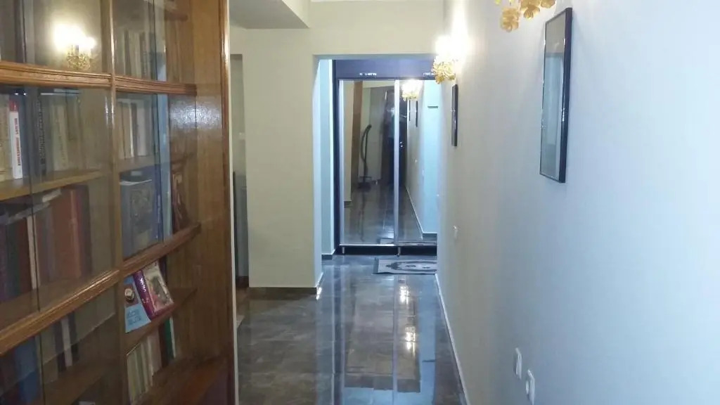 Apartment on 26 May 10/12
