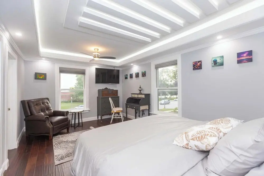 4 BDR Lake Geneva Estate Across From Beach!