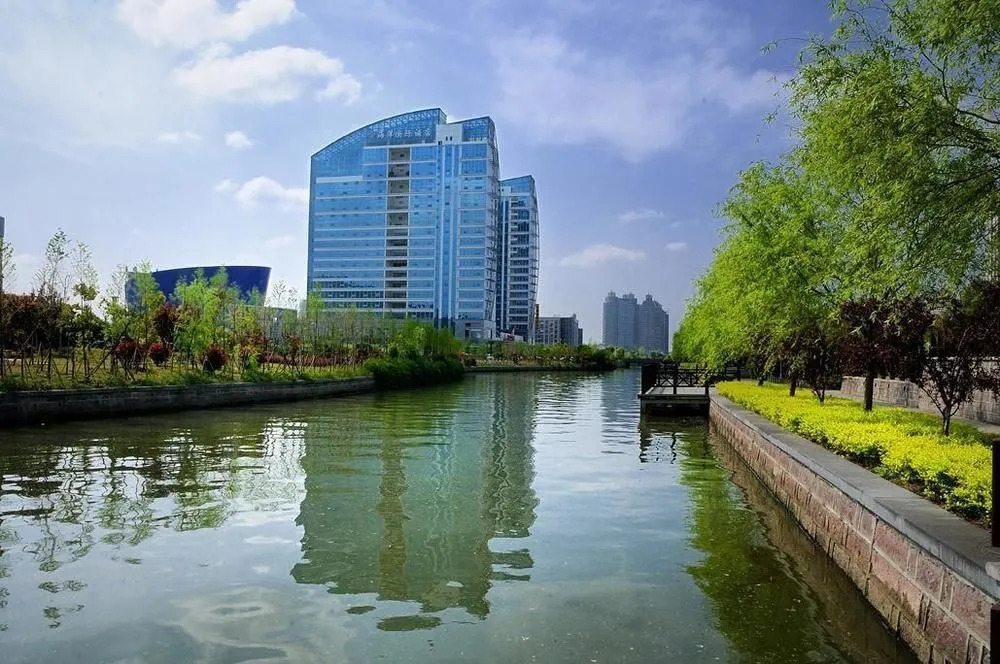 Jade Crystal Hotel