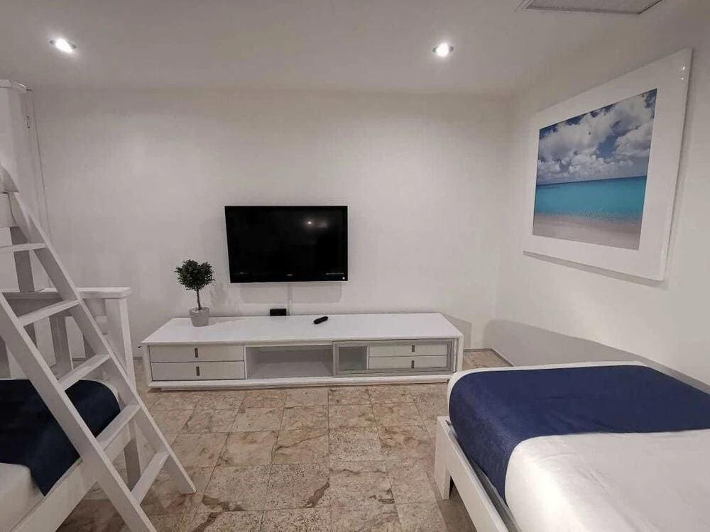 Magia Beachside Apartment by BVR