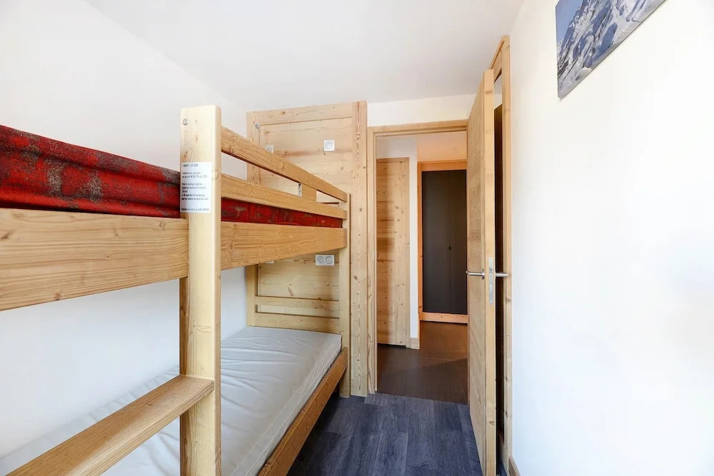 Residence LES Coches 3 Rooms in a Family Resort at the Bottom of the Slopes Bac117