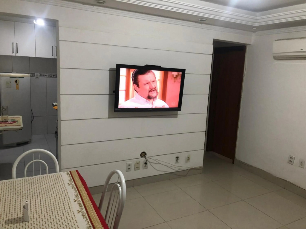 Apartamento aconchegante em condomínio fechado.