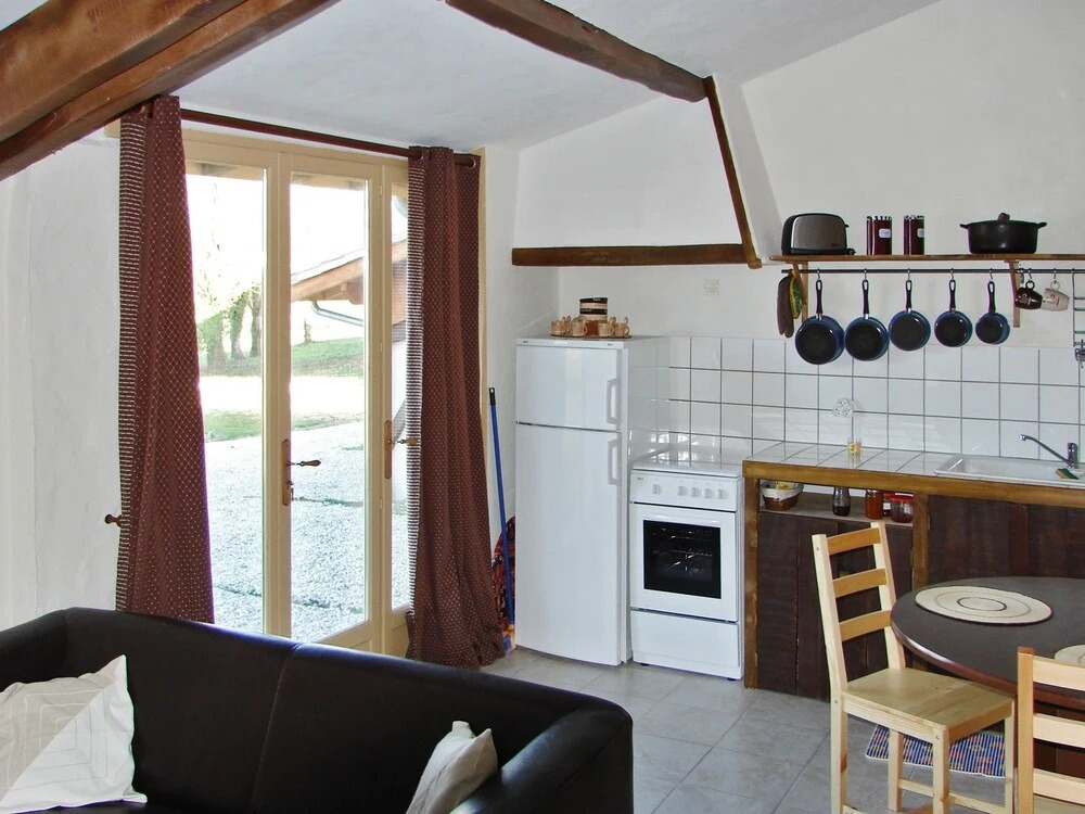 House With 2 Bedrooms in Agnac, With Pool Access and Enclosed Garden