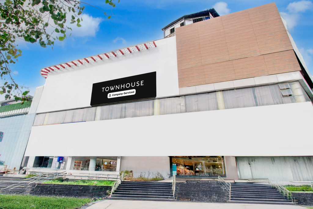 Super Townhouse Kothapet Formerly Surabhi Elite