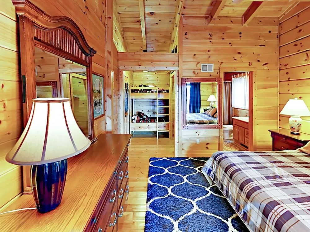 426 Forrest Springs Dr Cabin 3 Bedrooms 3 Bathrooms Cabin